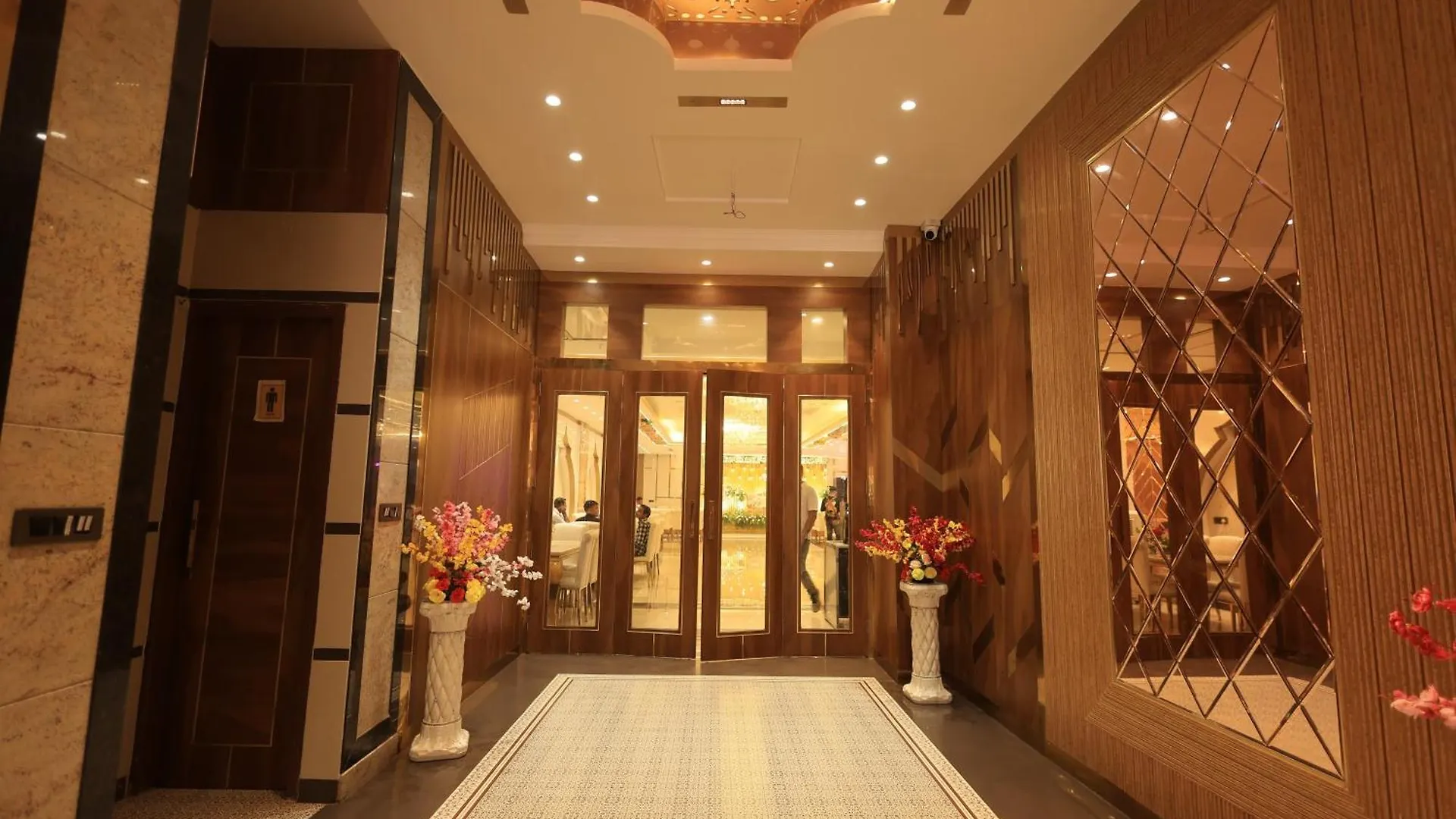 ***  Hotel Masaga By Qcent Gurgaon Hindistan