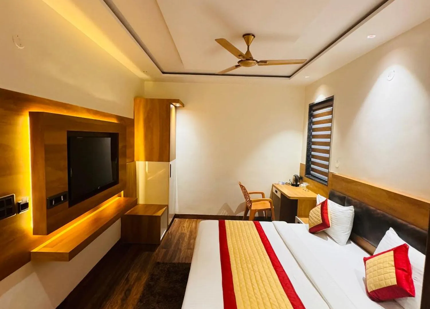 ***  Hotel Masaga By Qcent Gurgaon Hindistan