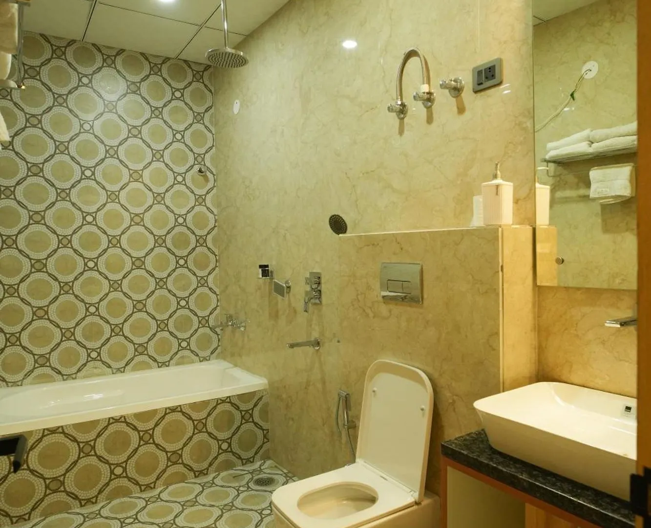 Hotel Masaga By Qcent Gurgaon Hindistan